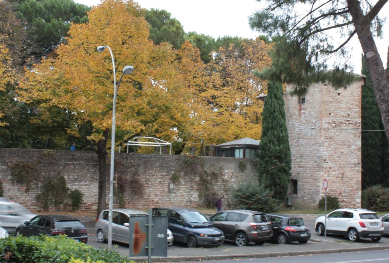 Affittacamere Parco Dei Canape Foligno Exterior photo